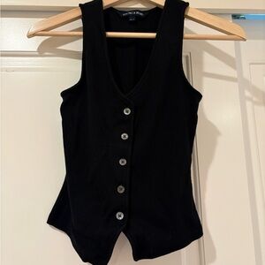 Veronica Beard Black Sleeveless Button-Up